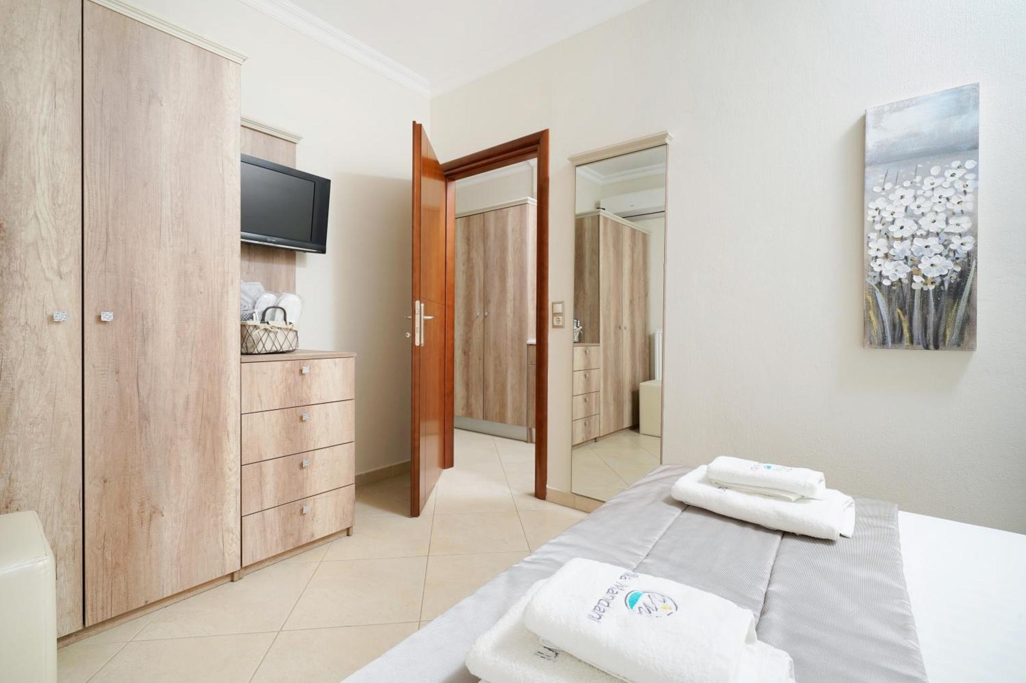 Mandani Villa Luxury Apartments タソス エクステリア 写真